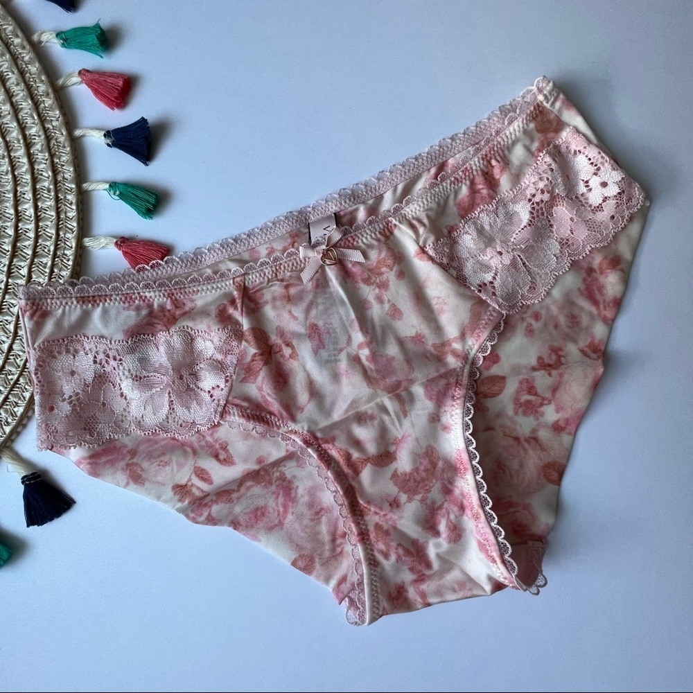 Victoria's Secret Body By Victoria Lace Leg Hiphugger Pink XS NEW
